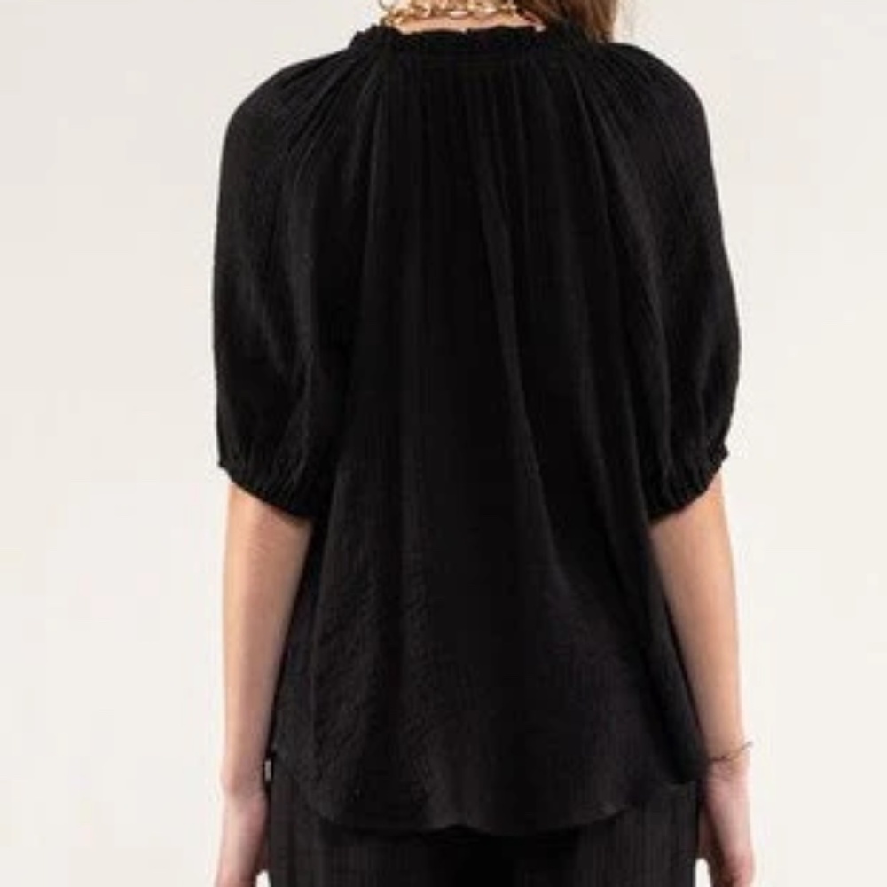 NWT Not So Basic Bubble Sleeve Black Crinkle Top - image 2